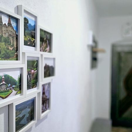 Apartament Confort Hd Hunedoara Ngoại thất bức ảnh