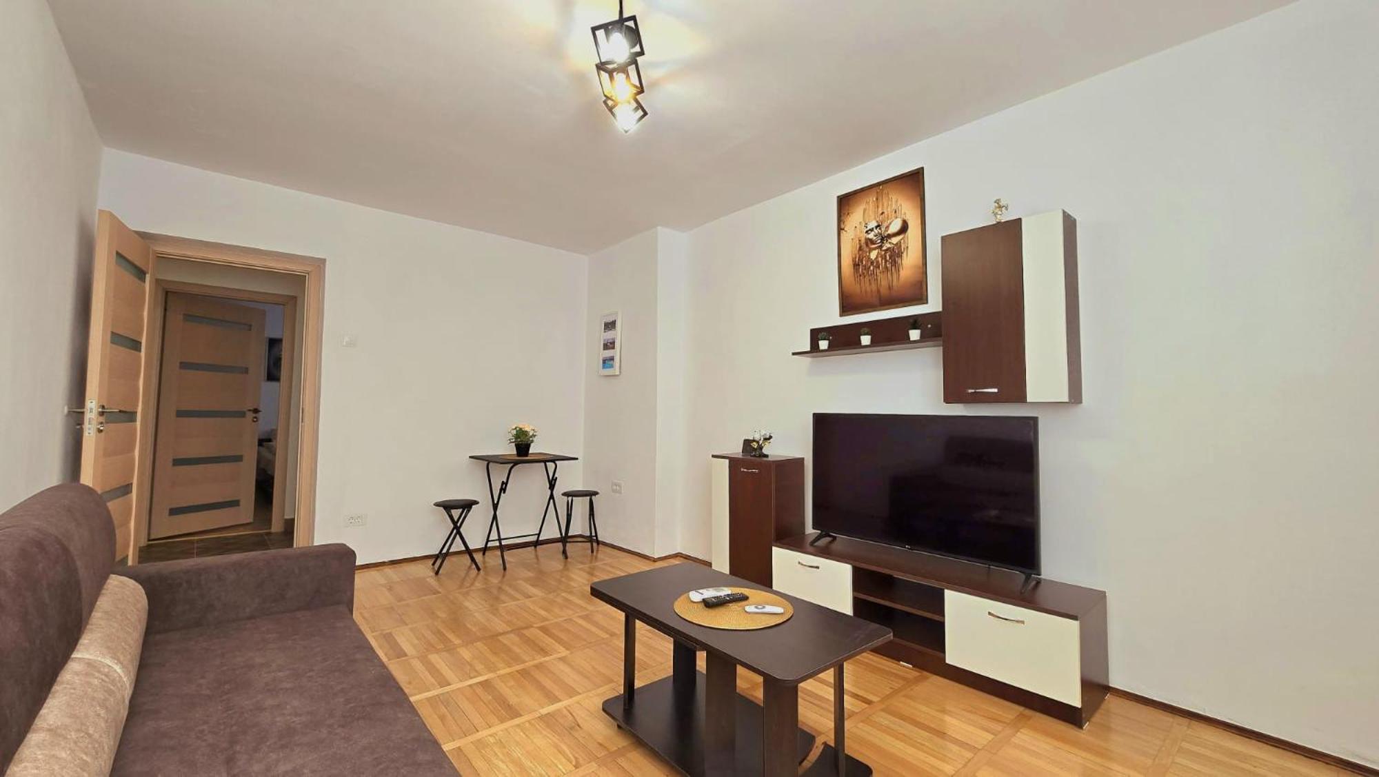 Apartament Confort Hd Hunedoara Ngoại thất bức ảnh